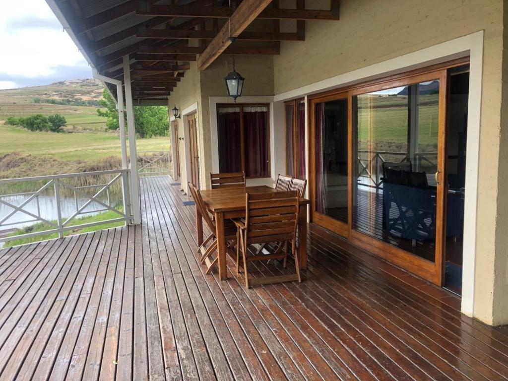 Royal Coachman Villa Clarens Exterior foto